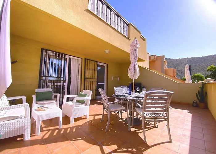 Tropicalidays Altos Del Roque * アデヘ