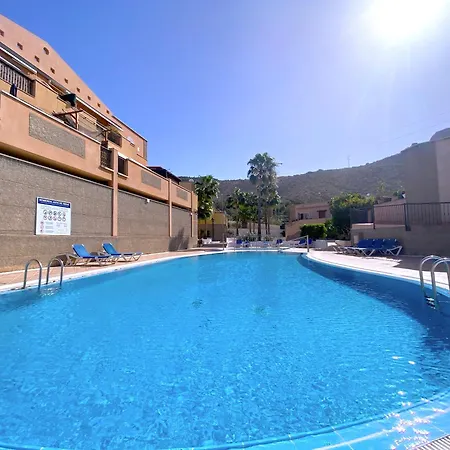 Tropicalidays Altos Del Roque Apartamento *