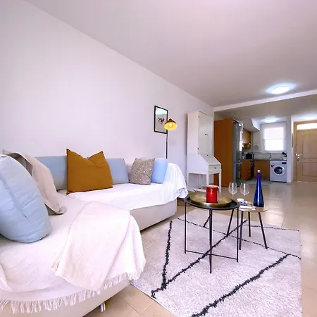 Tropicalidays Altos Del Roque Apartamento